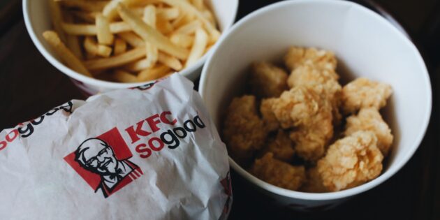 Фастфуд не такий простий: «секретний рецепт» KFC і справді дуже секретний